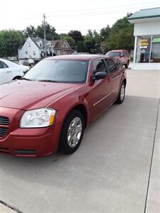 2007 Dodge Magnum SE   - Photo 2 - Davenport, IA 52802