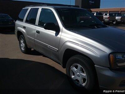 2002 Chevrolet Trailblazer LS   - Photo 4 - Davenport, IA 52802