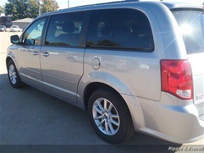 2015 Dodge Grand Caravan SXT   - Photo 7 - De Witt, IA 52742