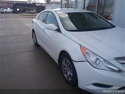 2012 Hyundai Sonata GLS   - Photo 4 - Davenport, IA 52802