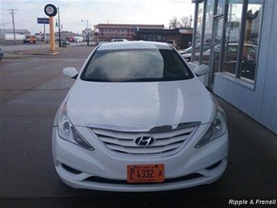 2012 Hyundai Sonata GLS   - Photo 1 - Davenport, IA 52802