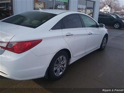 2012 Hyundai Sonata GLS   - Photo 6 - Davenport, IA 52802