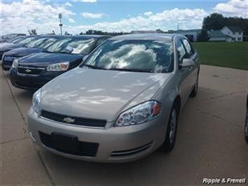 2008 Chevrolet Impala LS   - Photo 1 - Davenport, IA 52802