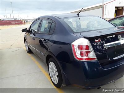 2012 Nissan Sentra 2.0 SL   - Photo 7 - Davenport, IA 52802