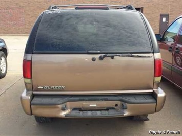 2004 Chevrolet Blazer LS   - Photo 5 - Davenport, IA 52802