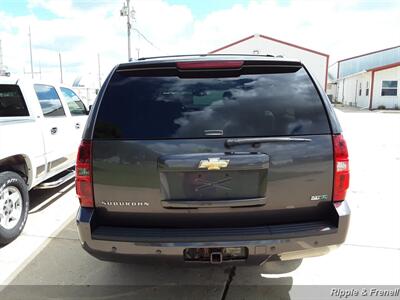 2010 Chevrolet Suburban LT 1500   - Photo 9 - Davenport, IA 52802