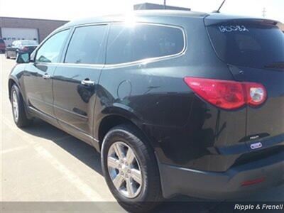 2012 Chevrolet Traverse LT   - Photo 7 - Davenport, IA 52802