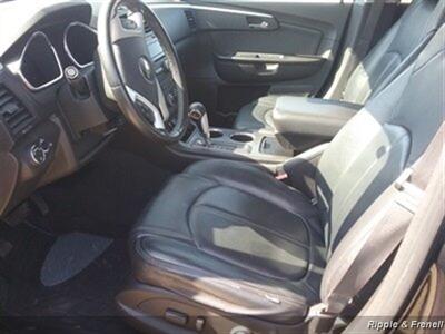 2012 Chevrolet Traverse LT   - Photo 8 - Davenport, IA 52802