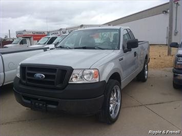 2008 Ford F-150 XL   - Photo 1 - Davenport, IA 52802