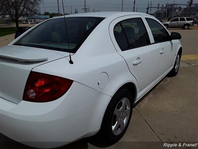 2007 Chevrolet Cobalt LS   - Photo 9 - Davenport, IA 52802