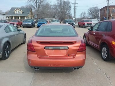 2004 Pontiac Grand Prix GT1 - Photo 5 - Davenport, IA 52802