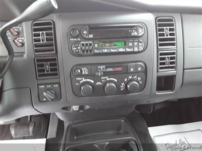 2001 Dodge Durango SLT   - Photo 5 - Davenport, IA 52802