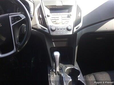 2010 GMC Terrain SLE-2   - Photo 13 - Davenport, IA 52802