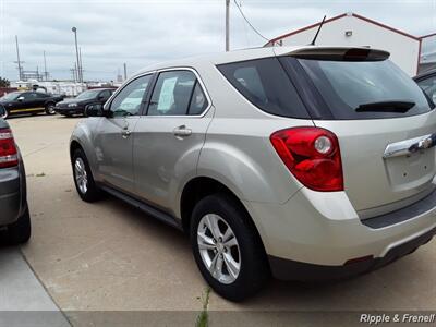 2014 Chevrolet Equinox LS   - Photo 4 - Davenport, IA 52802