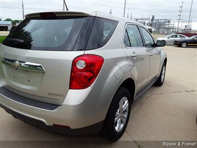 2014 Chevrolet Equinox LS   - Photo 6 - Davenport, IA 52802