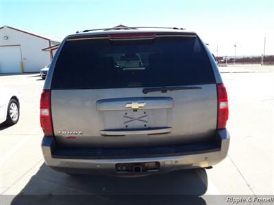 2007 Chevrolet Tahoe LT LT 4dr SUV   - Photo 10 - Davenport, IA 52802