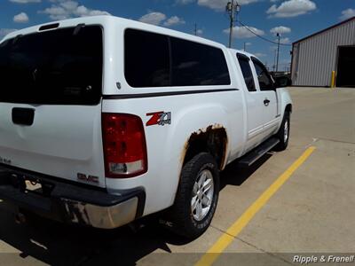 2007 GMC Sierra 1500 SLE1 SLE1 4dr Extended Cab   - Photo 10 - Davenport, IA 52802