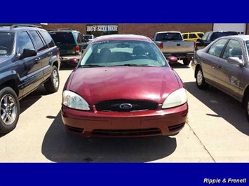 2006 Ford Taurus SEL   - Photo 1 - Davenport, IA 52802