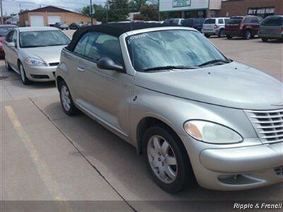 2005 Chrysler PT Cruiser Touring   - Photo 4 - Davenport, IA 52802