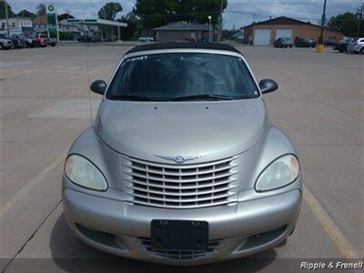 2005 Chrysler PT Cruiser Touring   - Photo 1 - Davenport, IA 52802