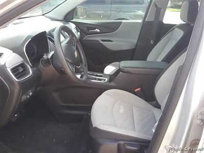 2019 Chevrolet Equinox LS - Photo 8 - Davenport, IA 52802