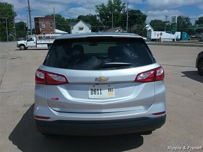 2019 Chevrolet Equinox LS - Photo 5 - Davenport, IA 52802