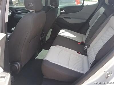 2019 Chevrolet Equinox LS - Photo 9 - Davenport, IA 52802