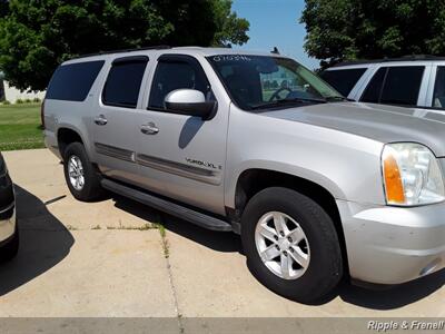 2007 GMC Yukon XL SLE 1500 SLE 1500 4dr SUV   - Photo 14 - Davenport, IA 52802