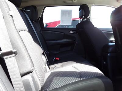 2020 Dodge Journey SE Value   - Photo 11 - Davenport, IA 52802