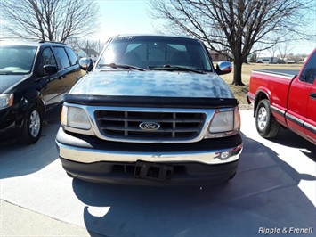 2000 Ford F-150 XLT   - Photo 1 - Davenport, IA 52802