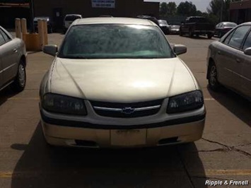 2004 Chevrolet Impala   - Photo 1 - Davenport, IA 52802