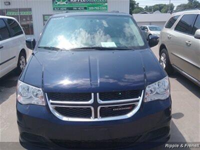 2014 Dodge Grand Caravan SXT   - Photo 1 - Davenport, IA 52802