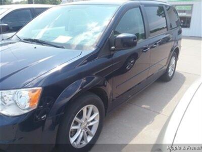 2014 Dodge Grand Caravan SXT   - Photo 3 - Davenport, IA 52802