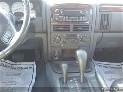 2002 Jeep Grand Cherokee Limited   - Photo 13 - Davenport, IA 52802