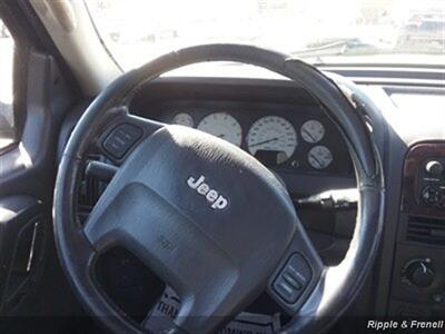 2002 Jeep Grand Cherokee Limited   - Photo 12 - Davenport, IA 52802