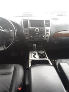 2012 Nissan Armada Platinum   - Photo 9 - Davenport, IA 52802