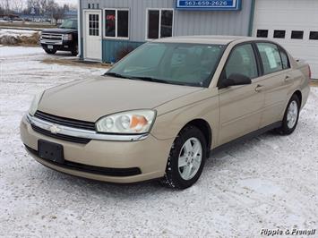 2005 Chevrolet Malibu LS   - Photo 1 - Davenport, IA 52802