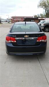 2011 Chevrolet Cruze LT   - Photo 6 - Davenport, IA 52802