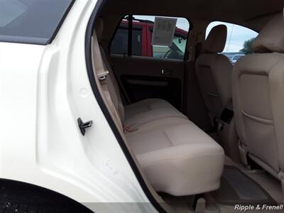 2007 Ford Edge SEL   - Photo 11 - Davenport, IA 52802