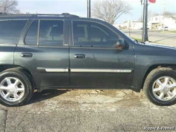 2004 GMC Envoy SLE   - Photo 2 - Davenport, IA 52802