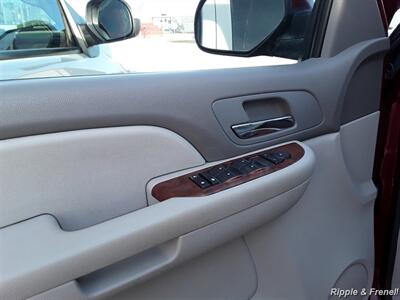 2007 Chevrolet Tahoe LT   - Photo 7 - Silvis, IL 61282