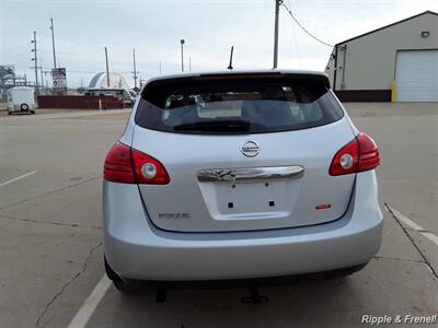 2012 Nissan Rogue S   - Photo 9 - Davenport, IA 52802