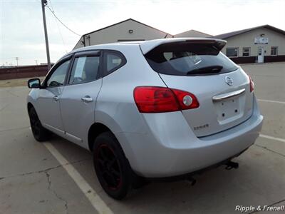 2012 Nissan Rogue S   - Photo 8 - Davenport, IA 52802