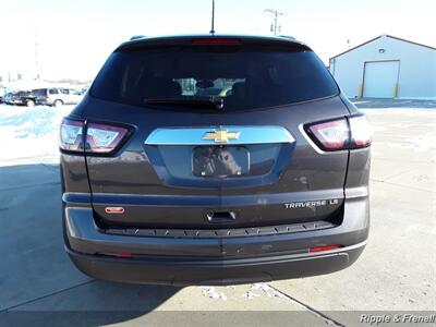 2014 Chevrolet Traverse LS   - Photo 9 - Davenport, IA 52802