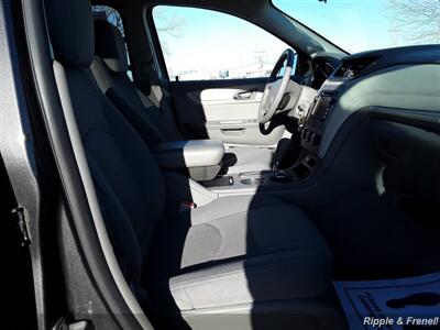 2014 Chevrolet Traverse LS   - Photo 12 - Davenport, IA 52802