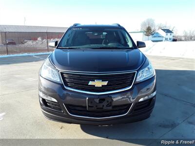 2014 Chevrolet Traverse LS   - Photo 1 - Davenport, IA 52802