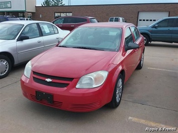 2006 Chevrolet Cobalt LS   - Photo 1 - Davenport, IA 52802