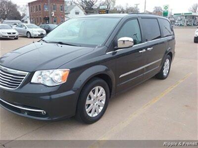 2012 Chrysler Town & Country Touring-L   - Photo 3 - Davenport, IA 52802