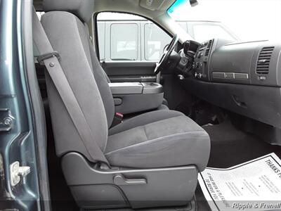 2007 Chevrolet Silverado 1500 LT1 LT1 4dr Crew Cab   - Photo 11 - Davenport, IA 52802