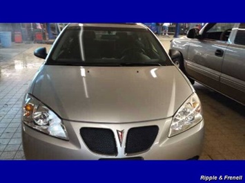 2005 Pontiac G6   - Photo 1 - Davenport, IA 52802